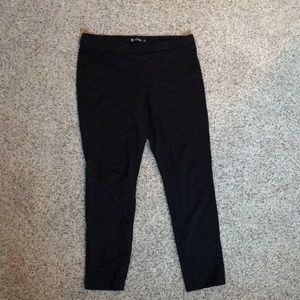 New York & Co. Size Large Black Ankle Leggings